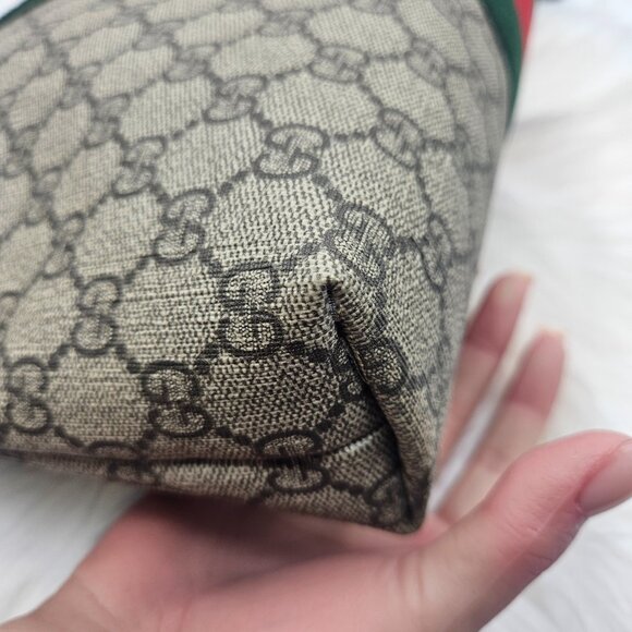 Gucci Beige Supreme Web Crossbody - Picture 8 of 17